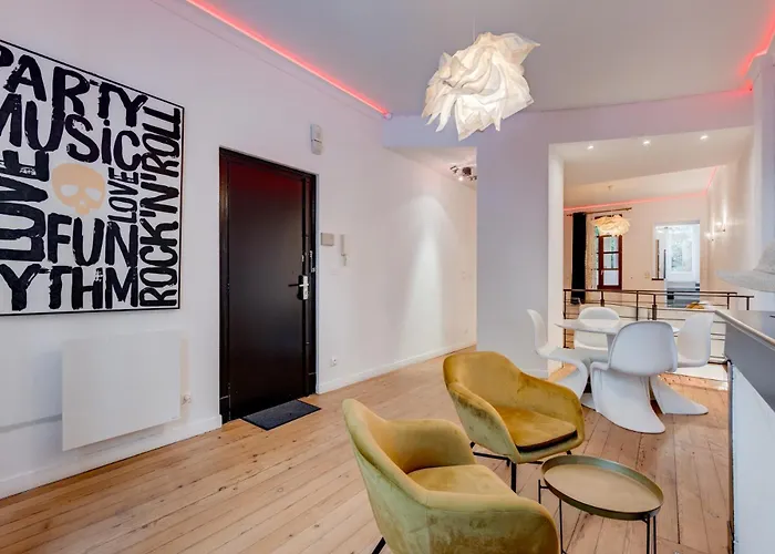 Spacieux 90m2 Jacuzzi, Standing,bien-etre